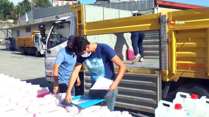 Sultangazi’de okullara 103 tonluk temizlik malzemesi desteği