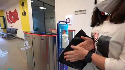 Başakşehir Bilgievleri'nde sosyal mesafeli “EBA” hizmeti