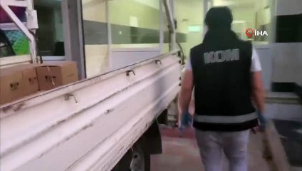 Adana'da bin 340 litre kaçak etil alkol ele geçirildi