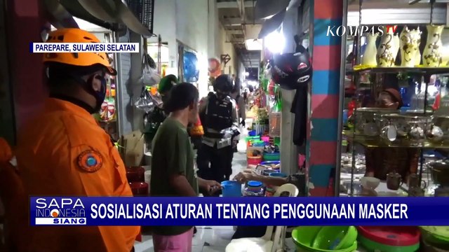 Cegah Penularan Virus Corona, Polisi di NTT Bagi-Bagi Masker