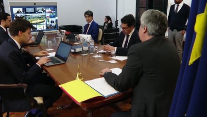 Donohoe pide a Reino Unido que respete pactos del Brexit para un acuerdo comercial