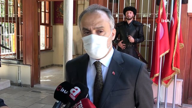 Osman Gazi Türbesi'nde saygı nöbeti başladı
