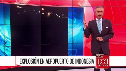 Dos aeronaves chocaron y generaron incendio en ala de un Boeing 737 en Indonesia