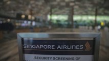 El grupo Singapore Airlines despedirá a 2.400 empleados debido a la COVID-19