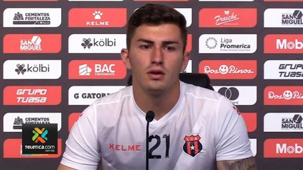 td7-laterales-podrian-convertirse-en-defensas-centrales-110920