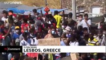Thousands of migrants, still living on the streets, protest in Lesbos