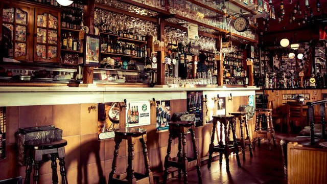 Florida autoriza reabrir bares, excepto Miami-Dade y Broward | El Diario en 90 segundos