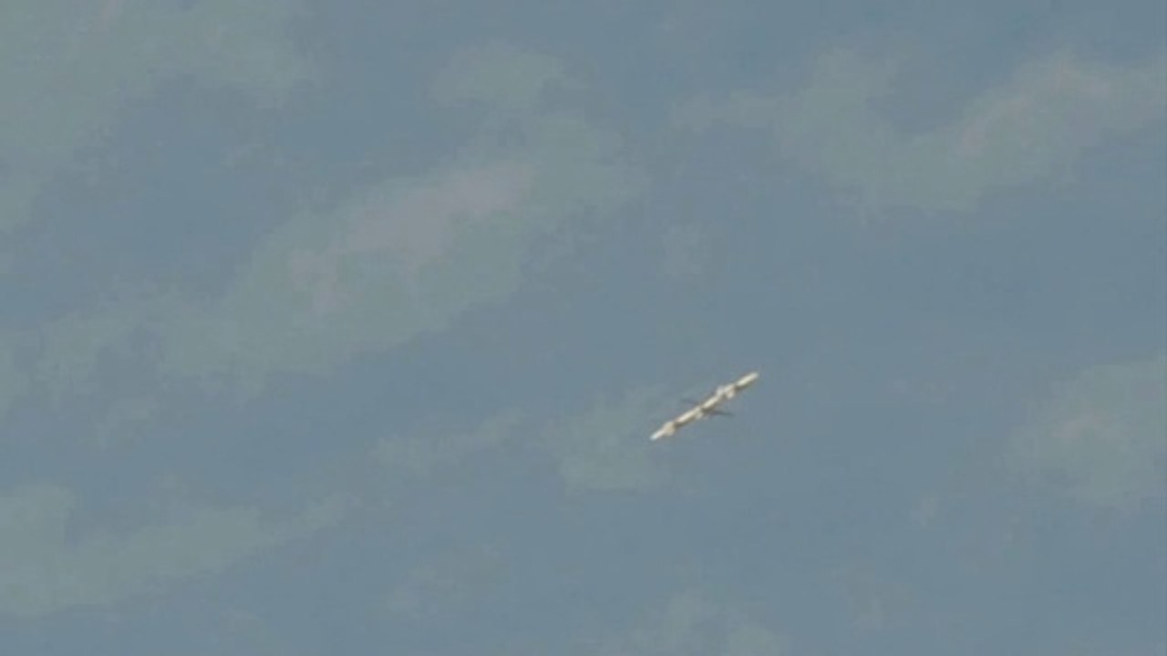 UFO Sightings Huge Aircraft of Unknown Origin Caught on Video! Nov 26, 2011