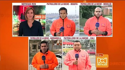 Motociclistas de Barranquilla pintan los huecos en las vías