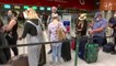 Largas filas en los aeropuertos portugueses para un retorno apresurado de cientos de británicos