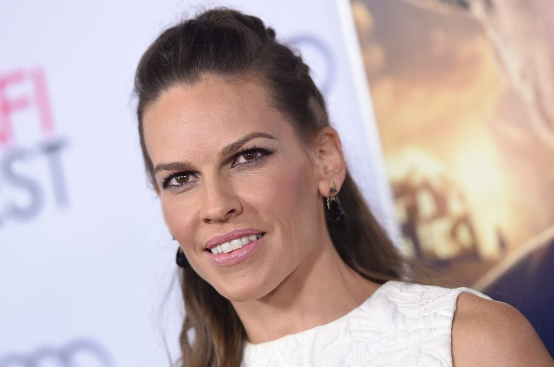 Hilary Swank Sued the SAG Health Plan for Not Covering "Malignant Ovarian Cysts" Removal