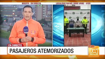 La Policía capturó a dos hombres acusados de robar en uno de los buses del SITP