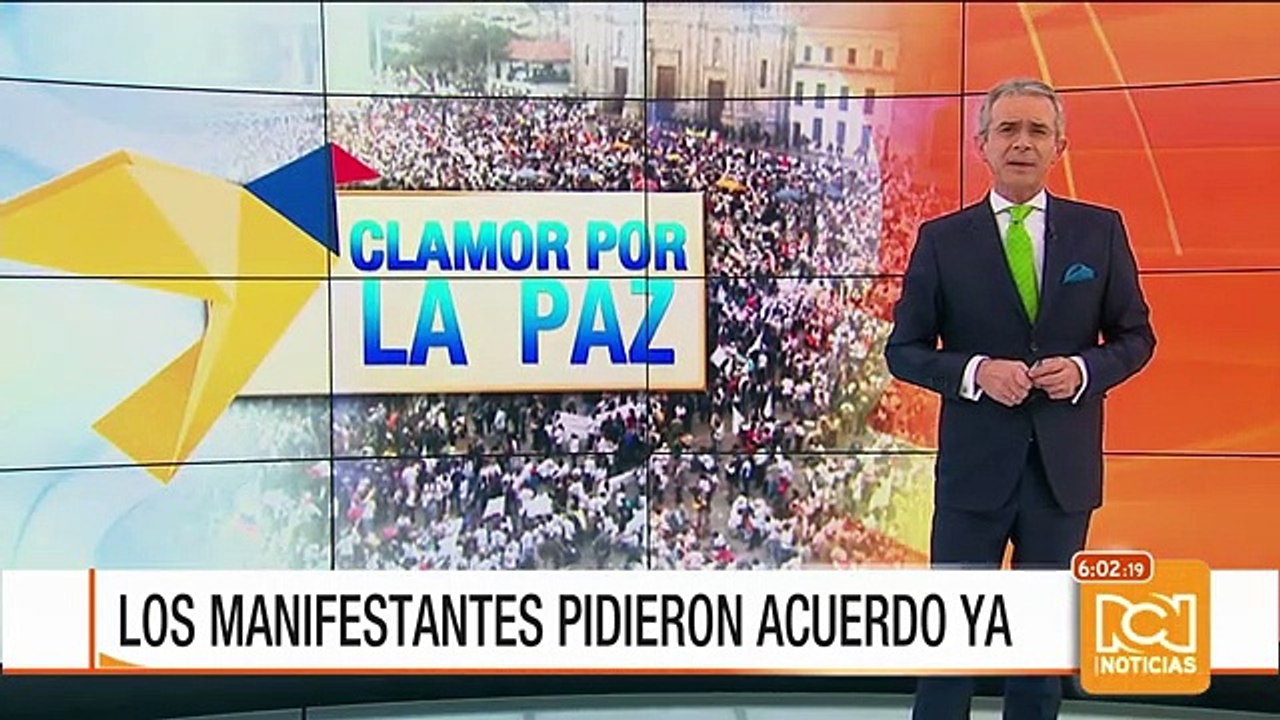 Más de 100 personas acampan en la Plaza de Bolívar de Bogotá por la paz