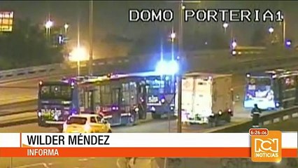 Muere mujer que apareció tirada en la avenida de Las Américas