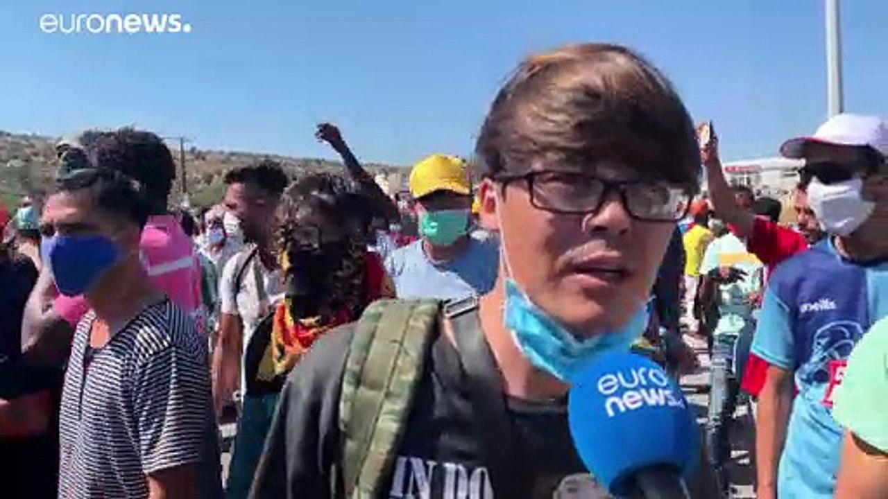 Trotz verstärkter Polizeipräsenz: Die Obdachlosen von Moria machen mobil