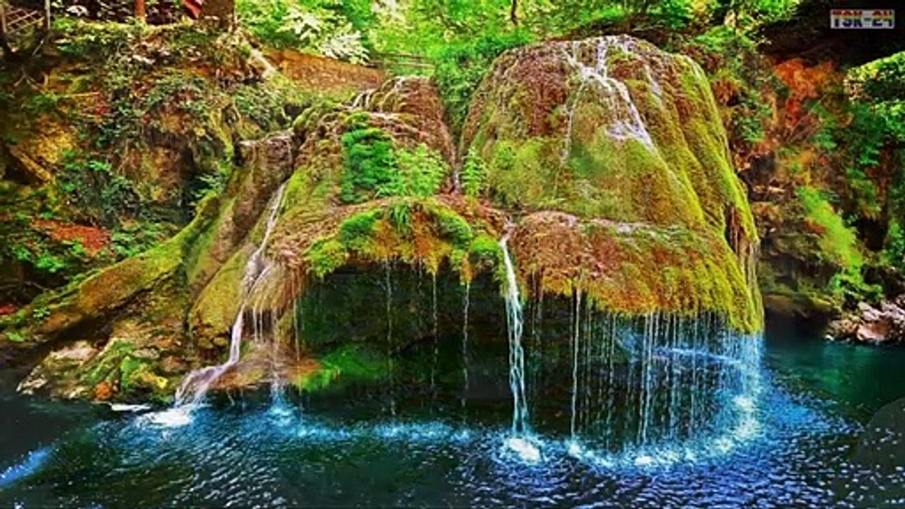 The 60 Most Beautiful and Breathtaking Places in the World