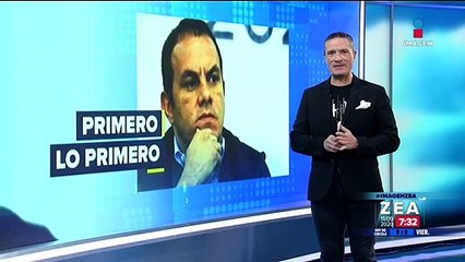 Captan a Cuauhtémoc Blanco comiendo en plena conferencia