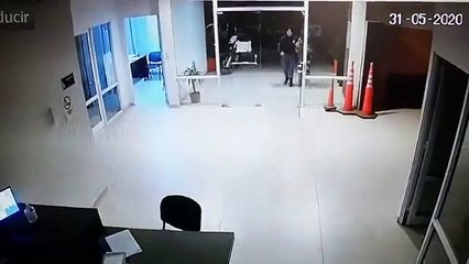 Abuso policial en la comisaría Tercera de Fontana