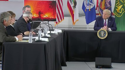 Скачать видео: President Donald Trump, Governor Gavin Newsom address California wildfire damage in Sacramento