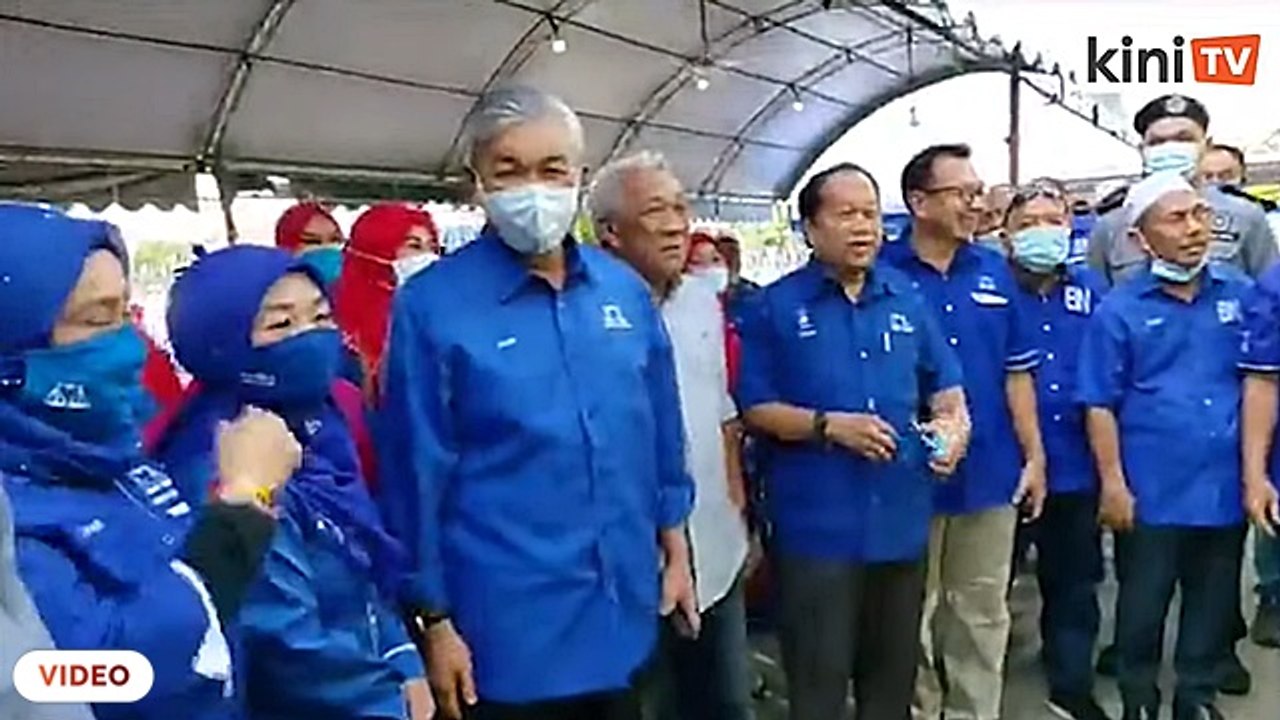 Ahmad Zahid iringi Bung Moktar ke pusat penamaan calon