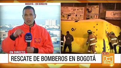 Bomberos rescataron a hombre que amenazaba con lanzarse al vacío
