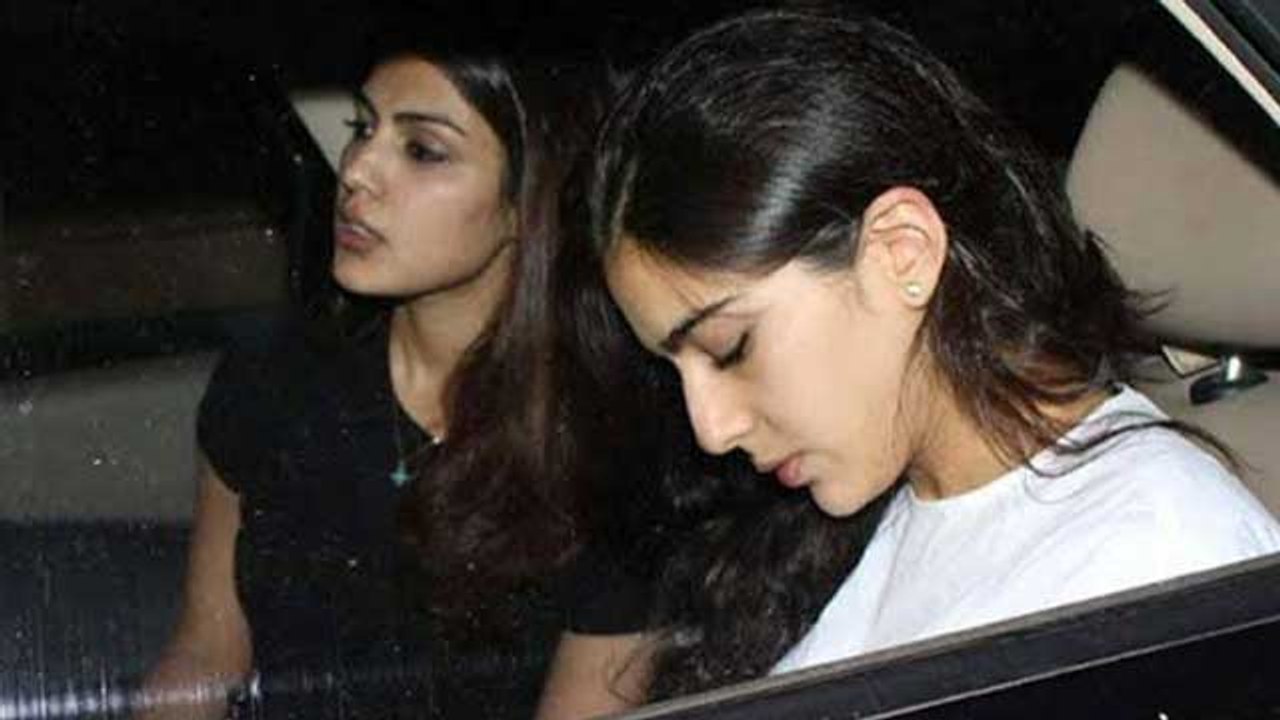 Rhea Chakraborty Took Sara Ali Khan's Name in D...
