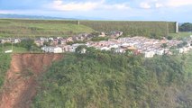 Al menos 100 familias evacuan viviendas afectadas por derrumbe en Pereira