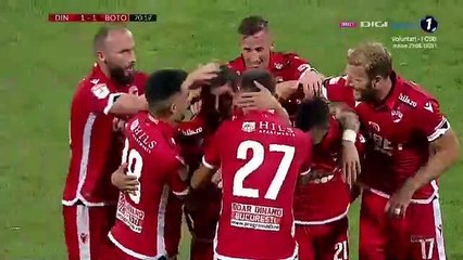 Il gol da oltre metà campo che sta facendo il giro del web