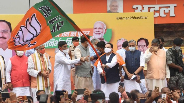 Nadda meets Nitish, supporters gather outside BJP office