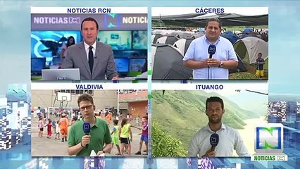 El profesor que dicta clases en un albergue en Valdivia (Antioquia)