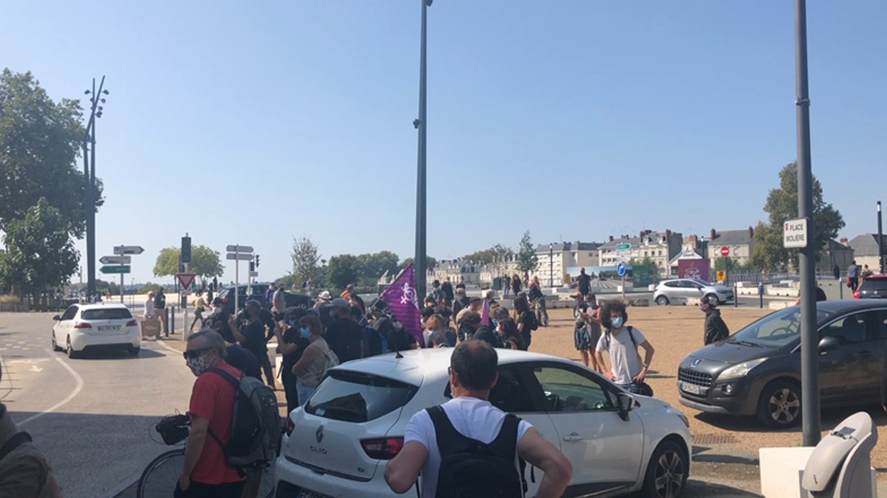 Manifestation des antifas contre le squat ident...