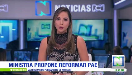 Tras escándalo de corrupción, ministra de Educación propone reformar el PAE