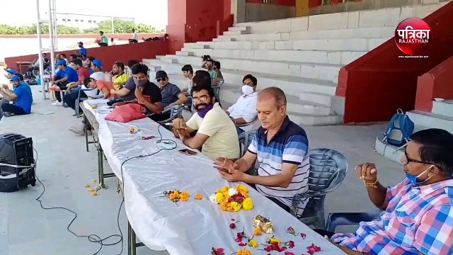 VIDEO : इंजिनियरों ने लगाए चौके-छक्के, रोचक रहा मुकाबला