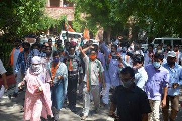 चुनाव में वादा कर भूली कांग्रेस, याद दिलाने के लिए भाजपा का हल्ला बोल आंदोलन - चौधरी