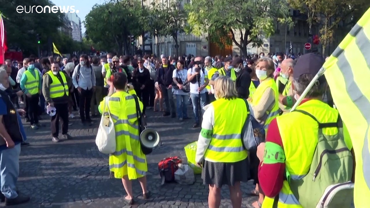 'Uns gibt es immer noch' - neue Gelbwesten-Proteste in Frankreich
