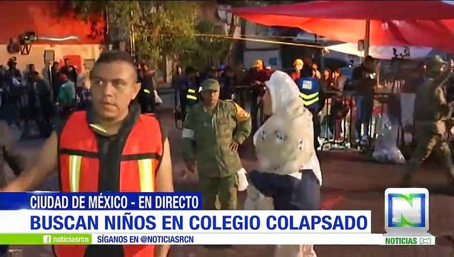 La heroica historia del equipo canino que busca sobrevivientes bajo los escombros en México