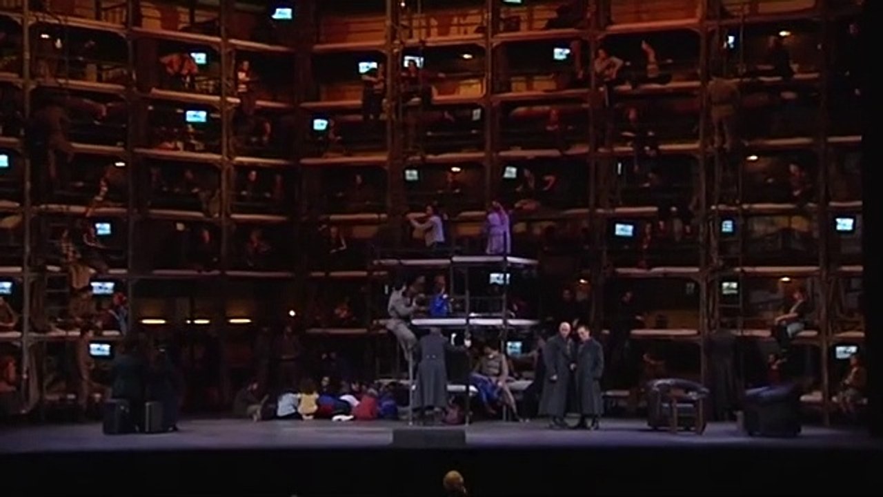 La ópera Otello recreada en un campo de refugiados en España