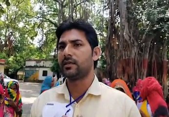 राशन डीलर के चुनाव को लेकर ग्रामीणों ने उठाए सवाल