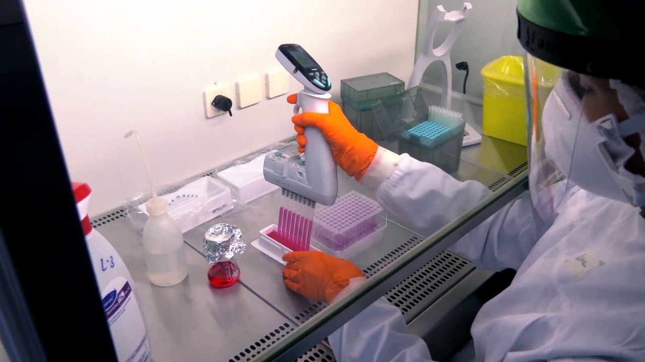 Oxford reanuda los ensayos de su vacuna contra el coronavirus