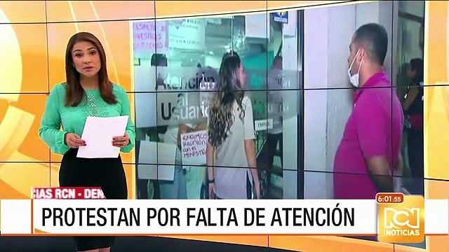 Padres que piden atención para sus hijos se tomaron sede de Cafesalud en Cali