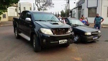 Dois ficam feridos em acidente no Bairro Maria Luíza