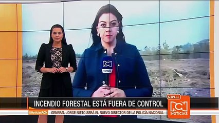 Tratan de controlar incendio forestal en el municipio de Ráquira, Boyacá