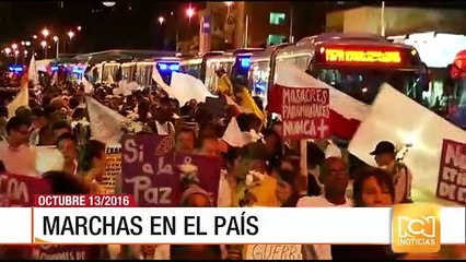 Multitudinaria marcha en Bogotá para pedir por un pronto acuerdo de la paz