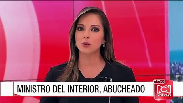 Franceses abuchearon al gobierno durante homenaje a víctimas de atentado en Niza