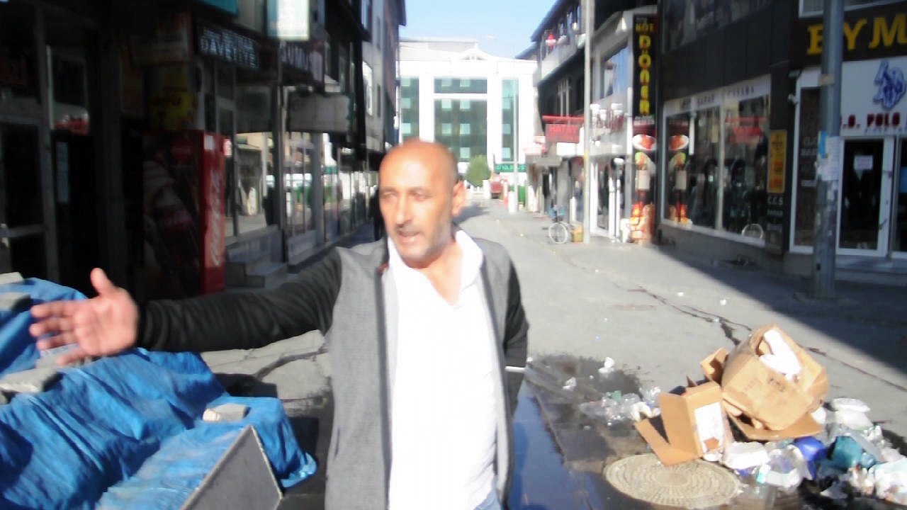 esnafın çöp isyanı işte açıklamalar