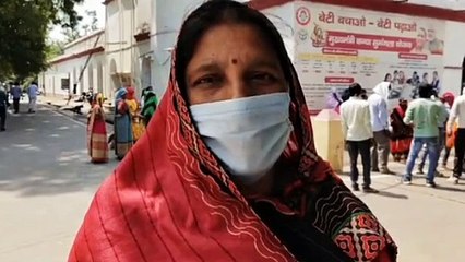 इटावा: अपने बेटे की तलाश में दर-दर भटक रहे माता-पिता