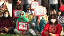 Multitudinarias protestas en Pakistán después de que la Policía culpabilice a una mujer de ser violada