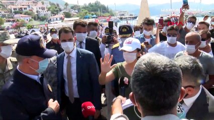 Bakan Akar'dan silah istedi: Şu anda şu karşıdakilere karşı sizden bana bir silah vermenizi istiyorum