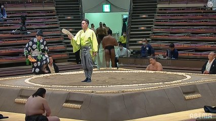Mudoho(Ms55e) vs Nakashima(Ms54w) - Aki 2020, Makushita - Day 1
