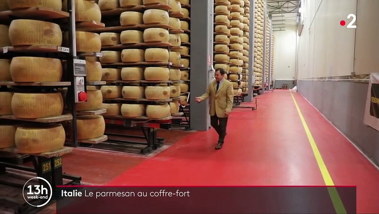 Italie : quand les parmesans haut de gamme sont conservés au coffre-fort -  Vidéo Dailymotion